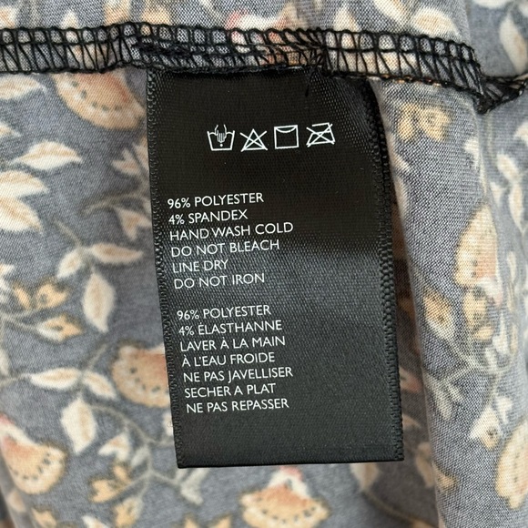 Urban Outfitters Julia Deep V Ruffle Dress Black Fall Floral Print - Size Large - Picture 8 of 9